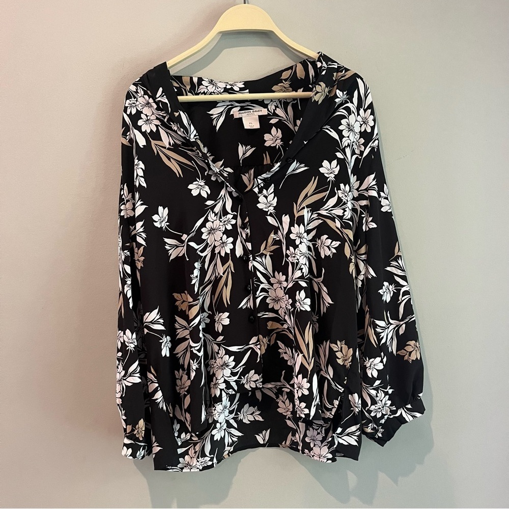 Women’s petite large Allison Daley floral black long sleeve summer Blouse